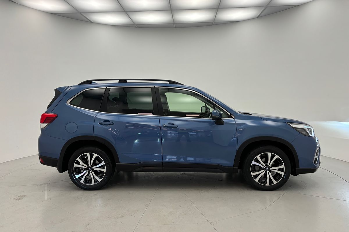 2020 Subaru Forester 2.5i Premium S5