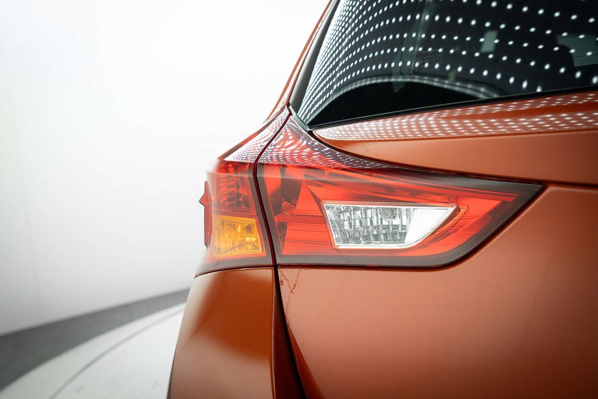 2013 Toyota Corolla Ascent Sport ZRE182R