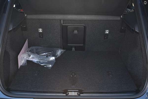 2025 Volvo EX40 Ultra Single Motor Extended Range