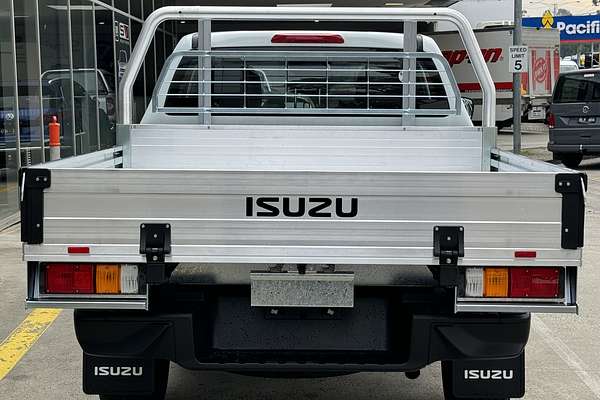 2025 Isuzu D-MAX SX 4X4
