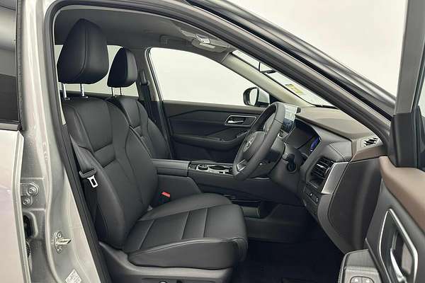 2025 Nissan X-TRAIL ST-L e-POWER T33