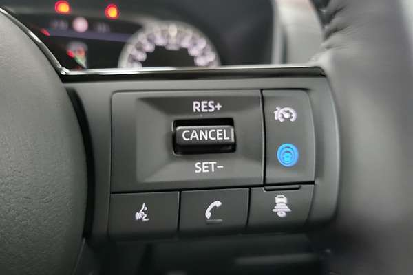 2025 Nissan X-TRAIL ST-L e-POWER T33