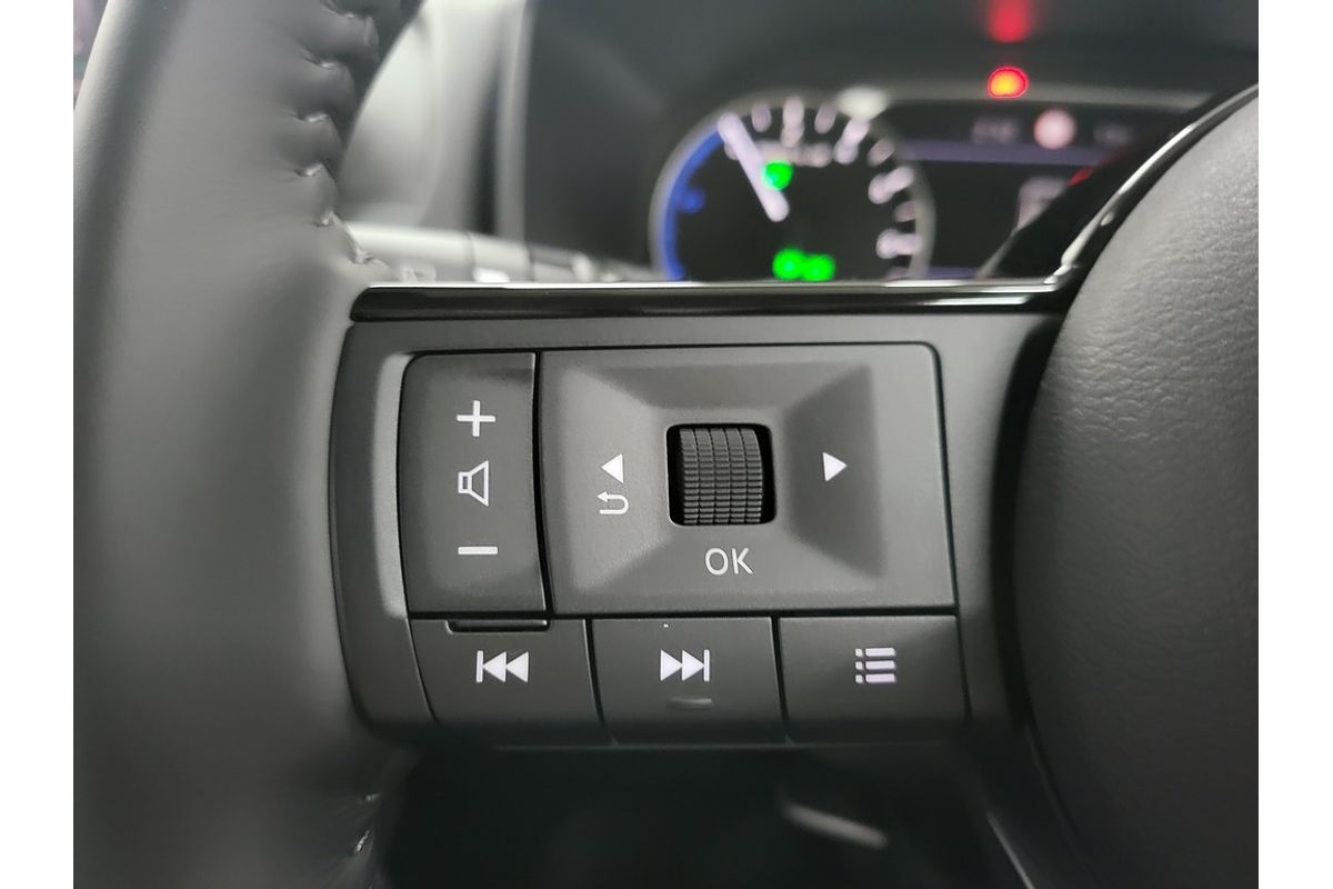 2025 Nissan X-TRAIL ST-L e-POWER T33