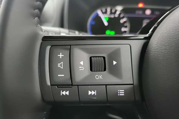 2025 Nissan X-TRAIL ST-L e-POWER T33