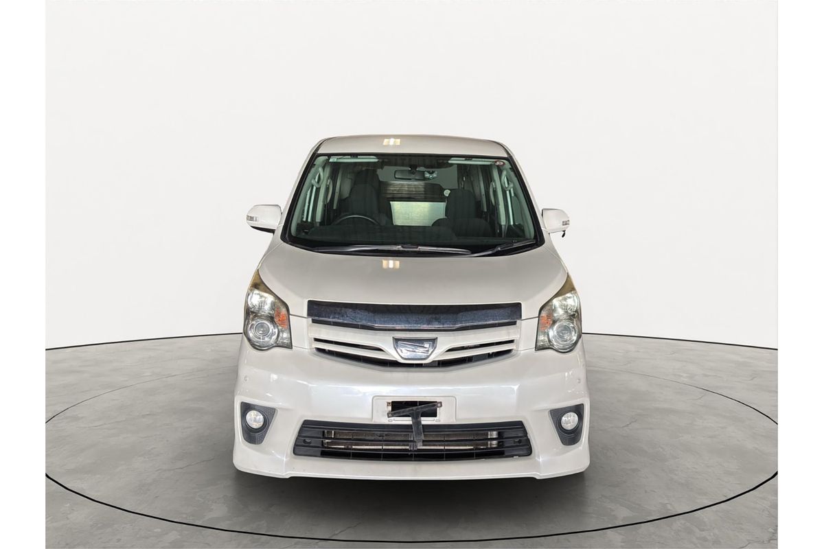 2010 Toyota Noah Si Slope Welcab