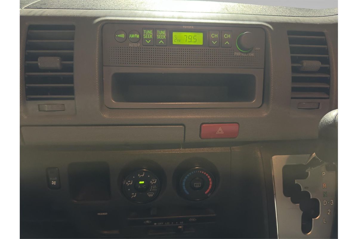 2011 Toyota Hiace Welcab