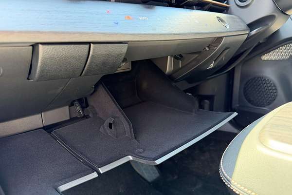 2025 Nissan Ariya Engage FE0