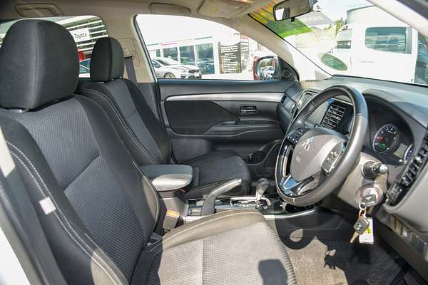 2017 Mitsubishi Outlander LS Safety Pack ZK