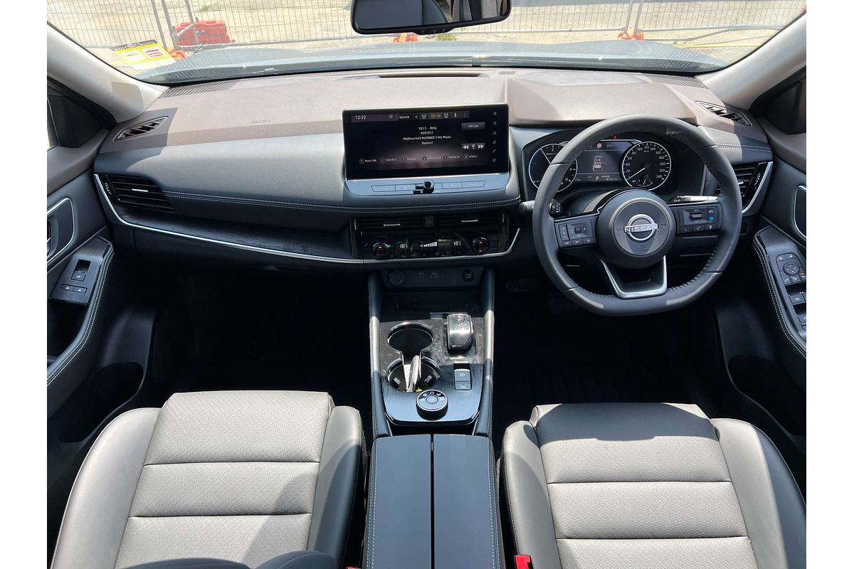 2025 Nissan X-TRAIL ST-L e-POWER T33