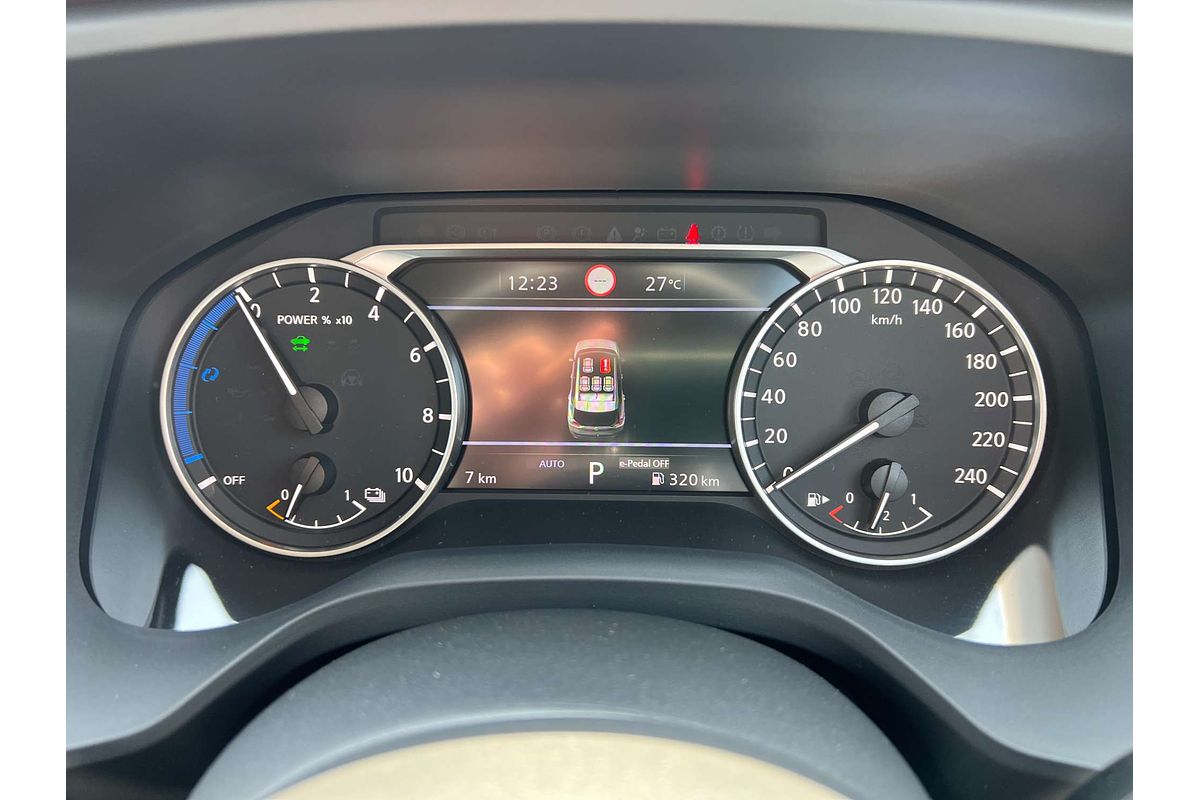 2025 Nissan X-TRAIL ST-L e-POWER T33