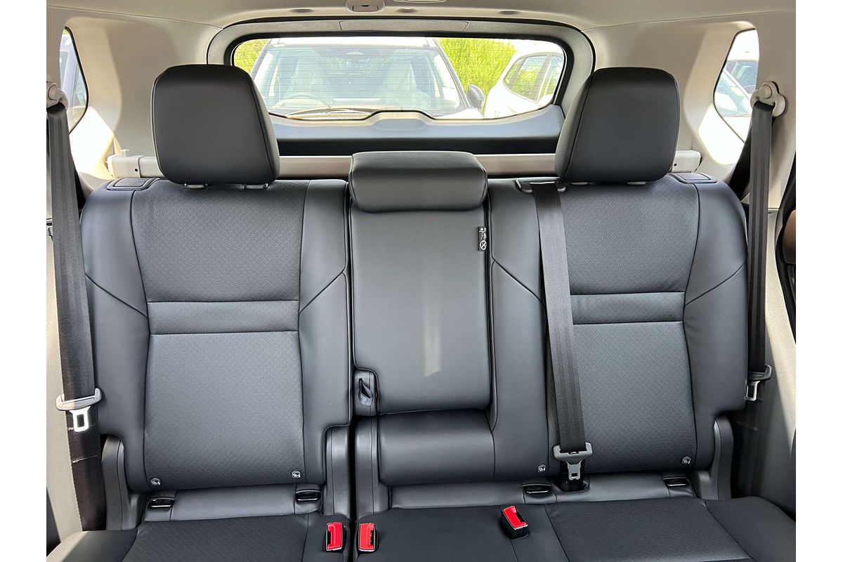 2025 Nissan X-TRAIL ST-L e-POWER T33