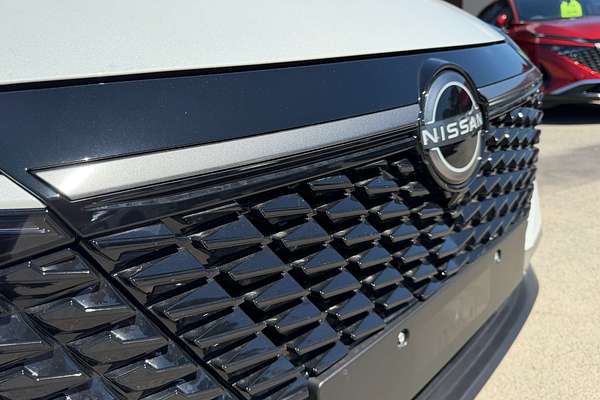 2025 Nissan QASHQAI ST-L J12