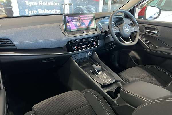 2025 Nissan QASHQAI ST-L J12