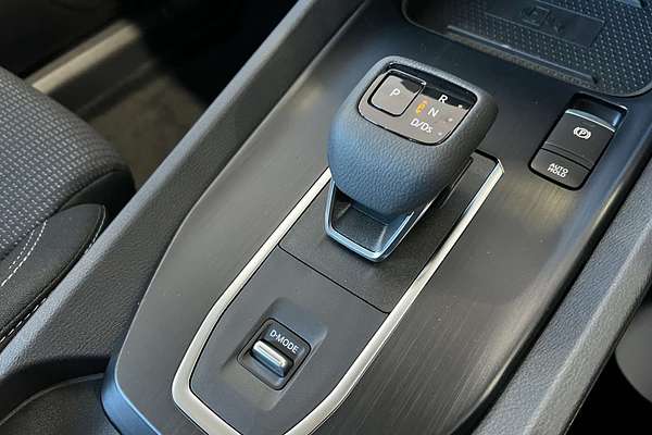 2025 Nissan QASHQAI ST-L J12