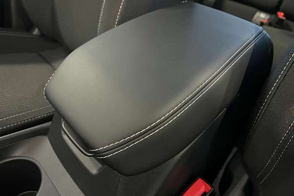 2025 Nissan QASHQAI ST-L J12