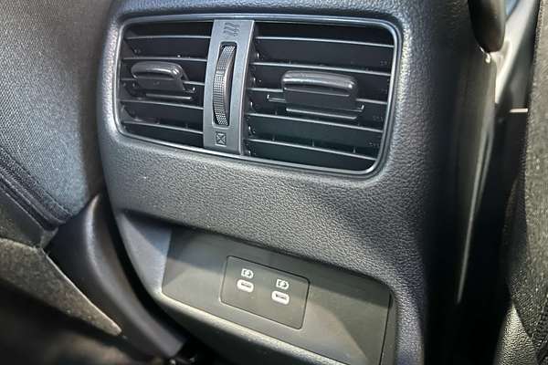 2025 Nissan QASHQAI ST-L J12