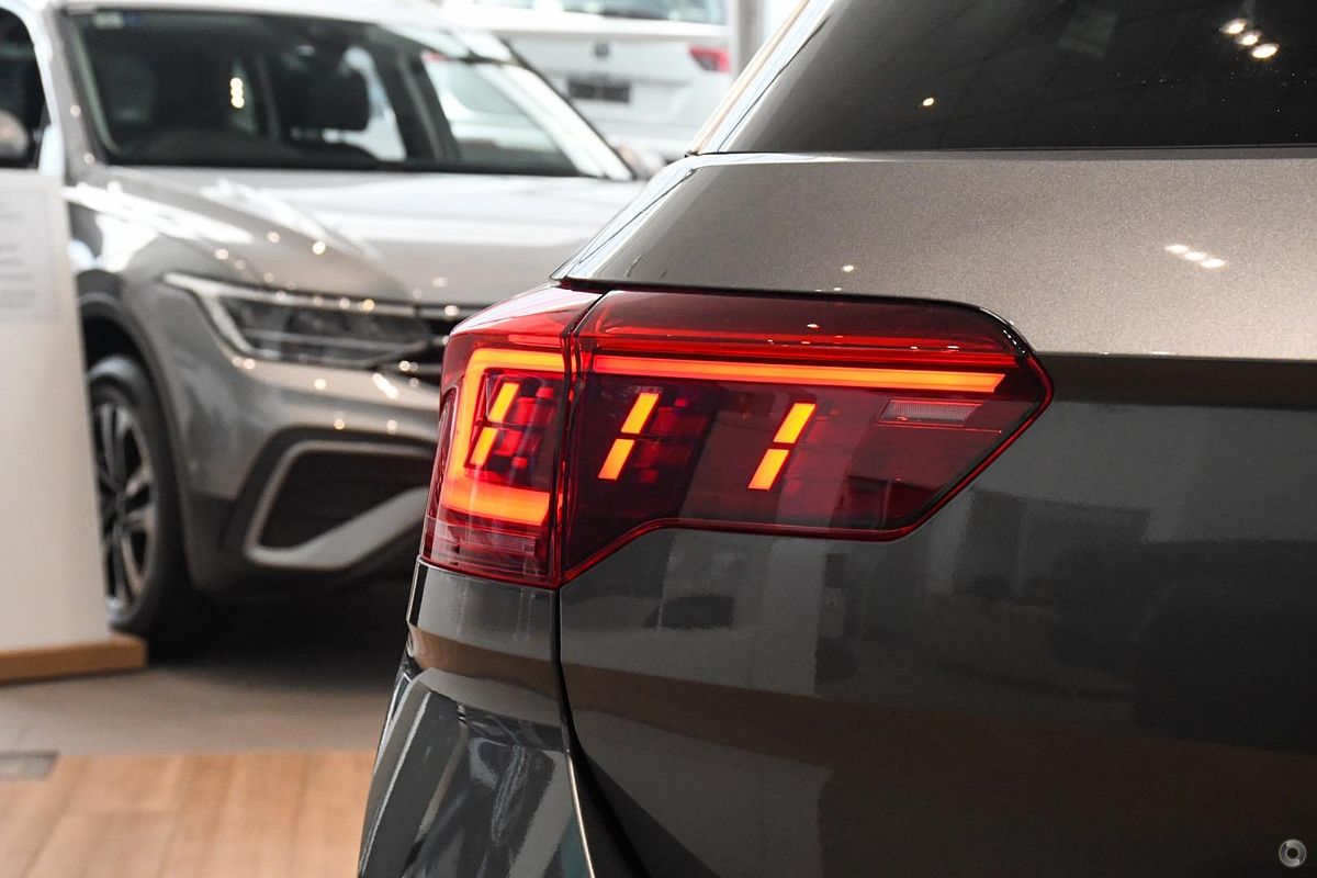 2025 Volkswagen T-Roc R D11