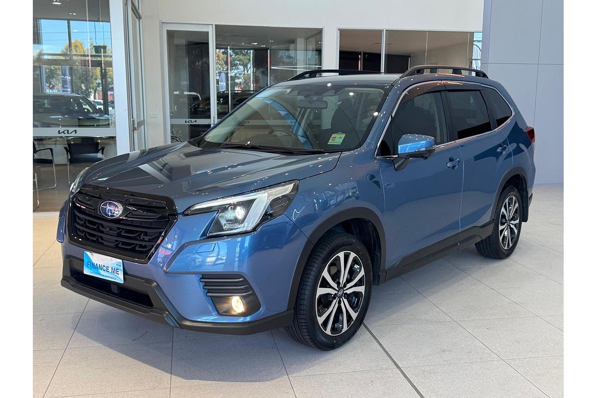 2023 Subaru Forester 2.5i Premium S5