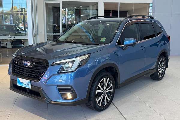 2023 Subaru Forester 2.5i Premium S5