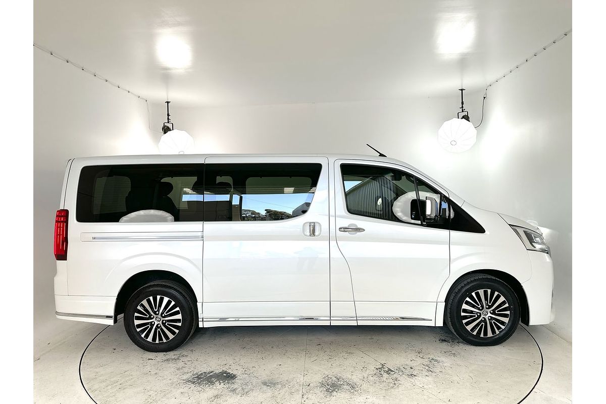 2019 Toyota Granvia VX GDH303R