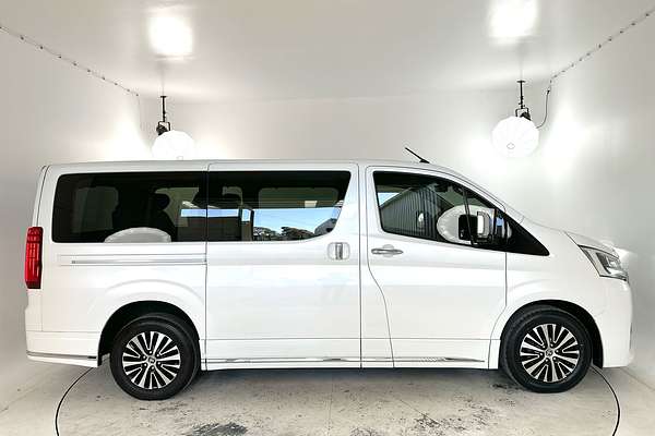 2019 Toyota Granvia VX GDH303R