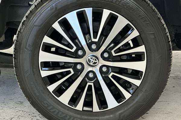 2019 Toyota Granvia VX GDH303R