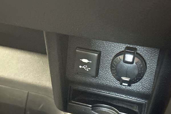 2019 Toyota Granvia VX GDH303R