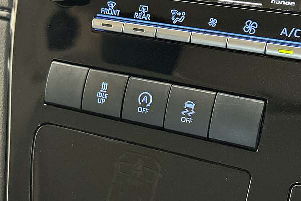 2019 Toyota Granvia VX GDH303R