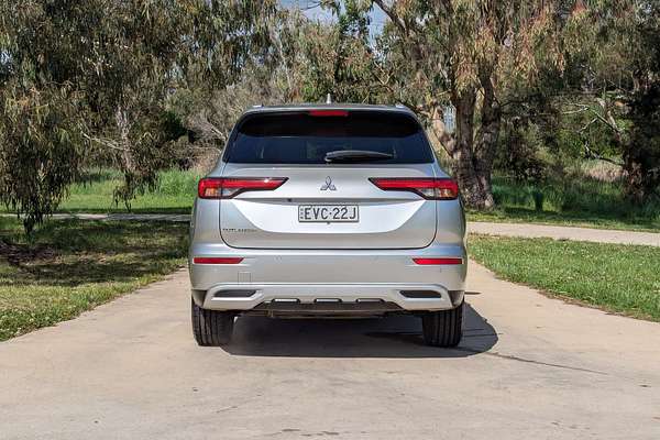 2022 Mitsubishi Outlander LS ZM