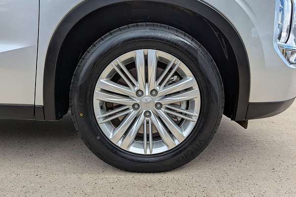 2022 Mitsubishi Outlander LS ZM