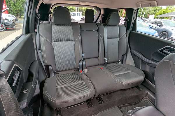 2022 Mitsubishi Outlander LS ZM