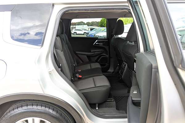 2022 Mitsubishi Outlander LS ZM