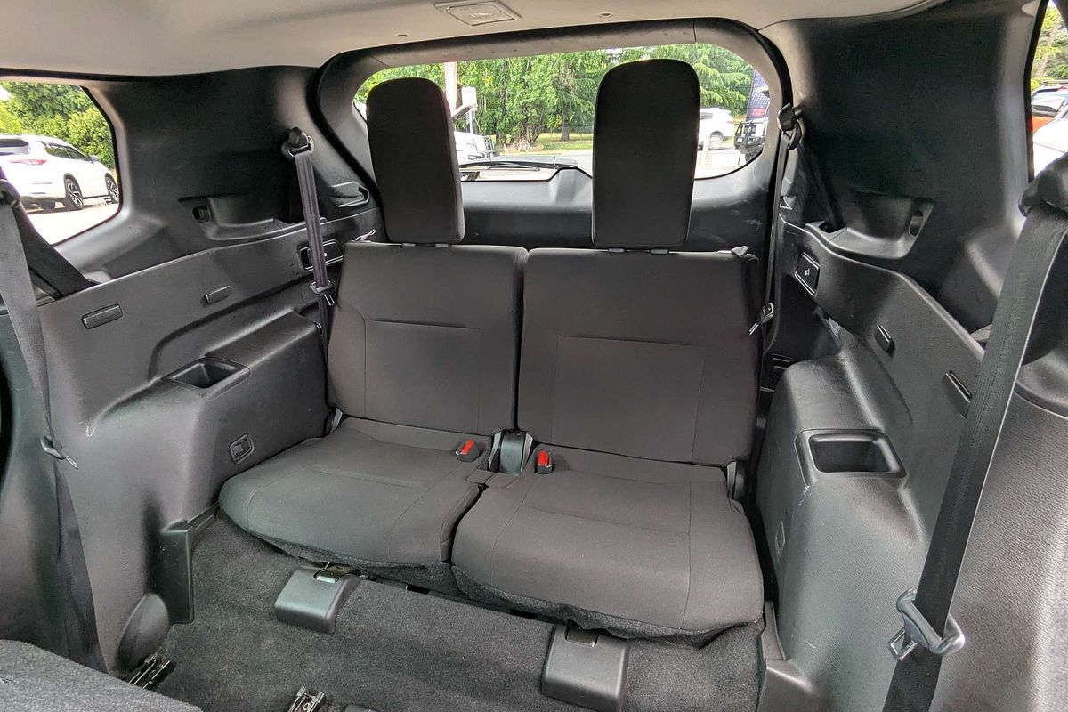 2022 Mitsubishi Outlander LS ZM