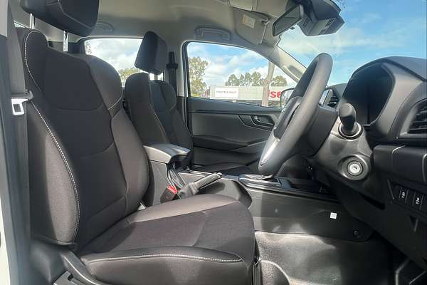 2025 Isuzu D-MAX SX 4X4