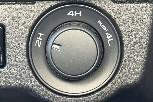 2025 Isuzu D-MAX SX 4X4