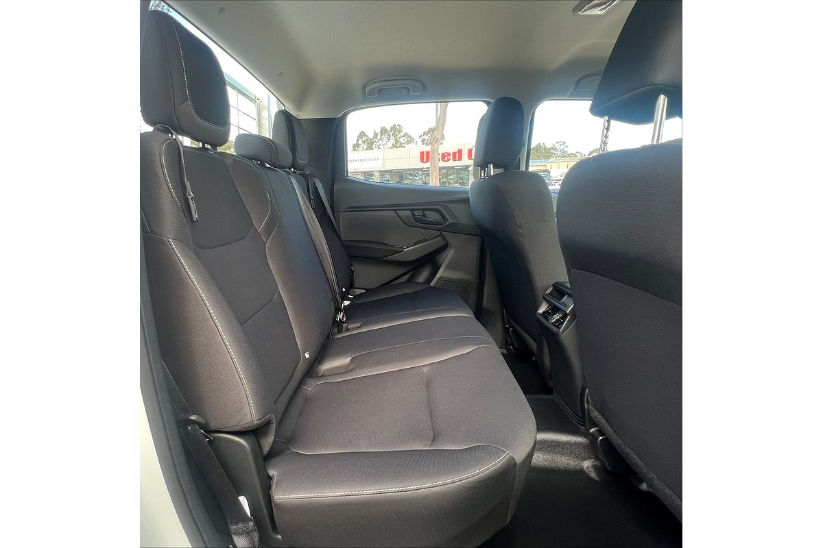 2025 Isuzu D-MAX SX 4X4