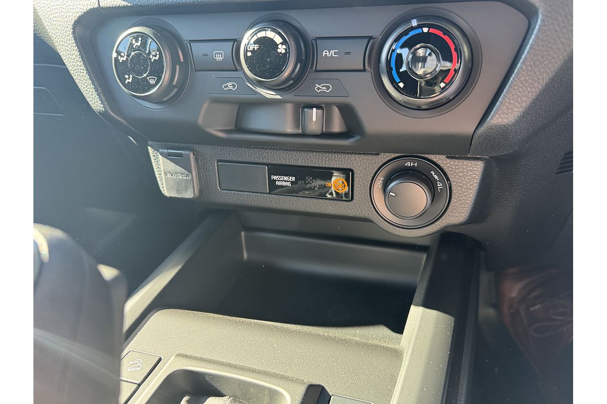 2025 Isuzu D-MAX X-RIDER 4X4