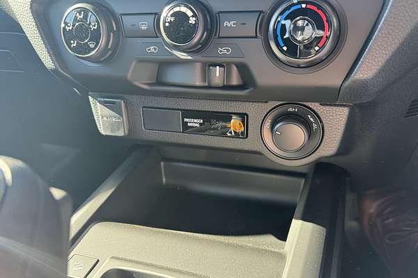 2025 Isuzu D-MAX X-RIDER 4X4