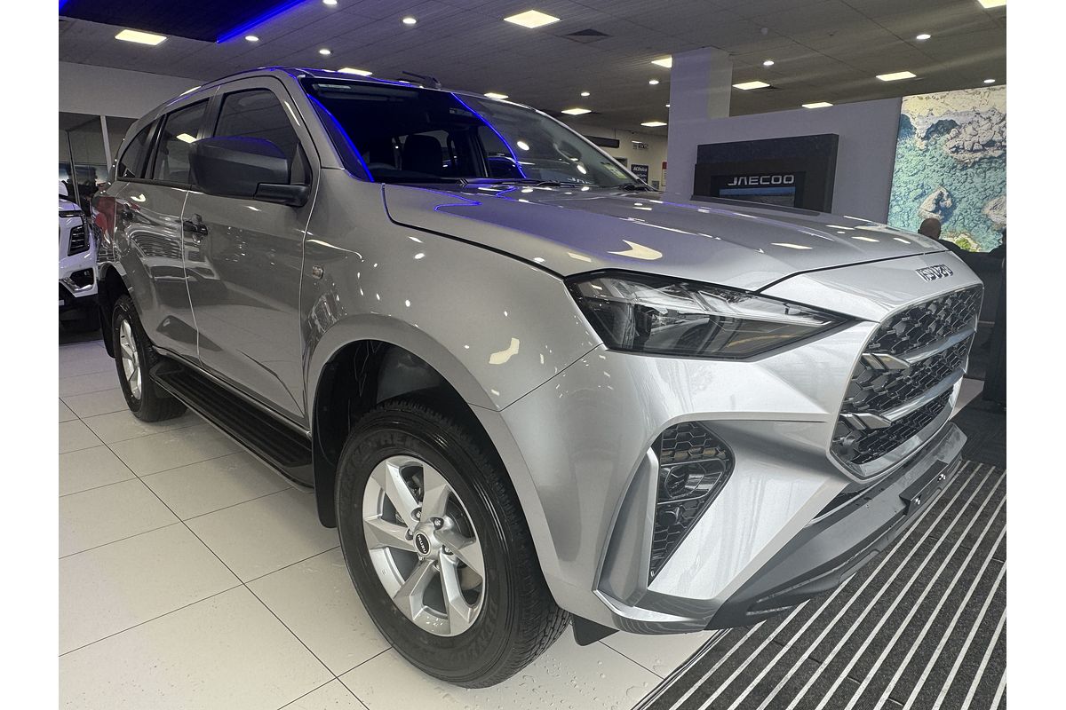 2025 Isuzu MU-X LS-M
