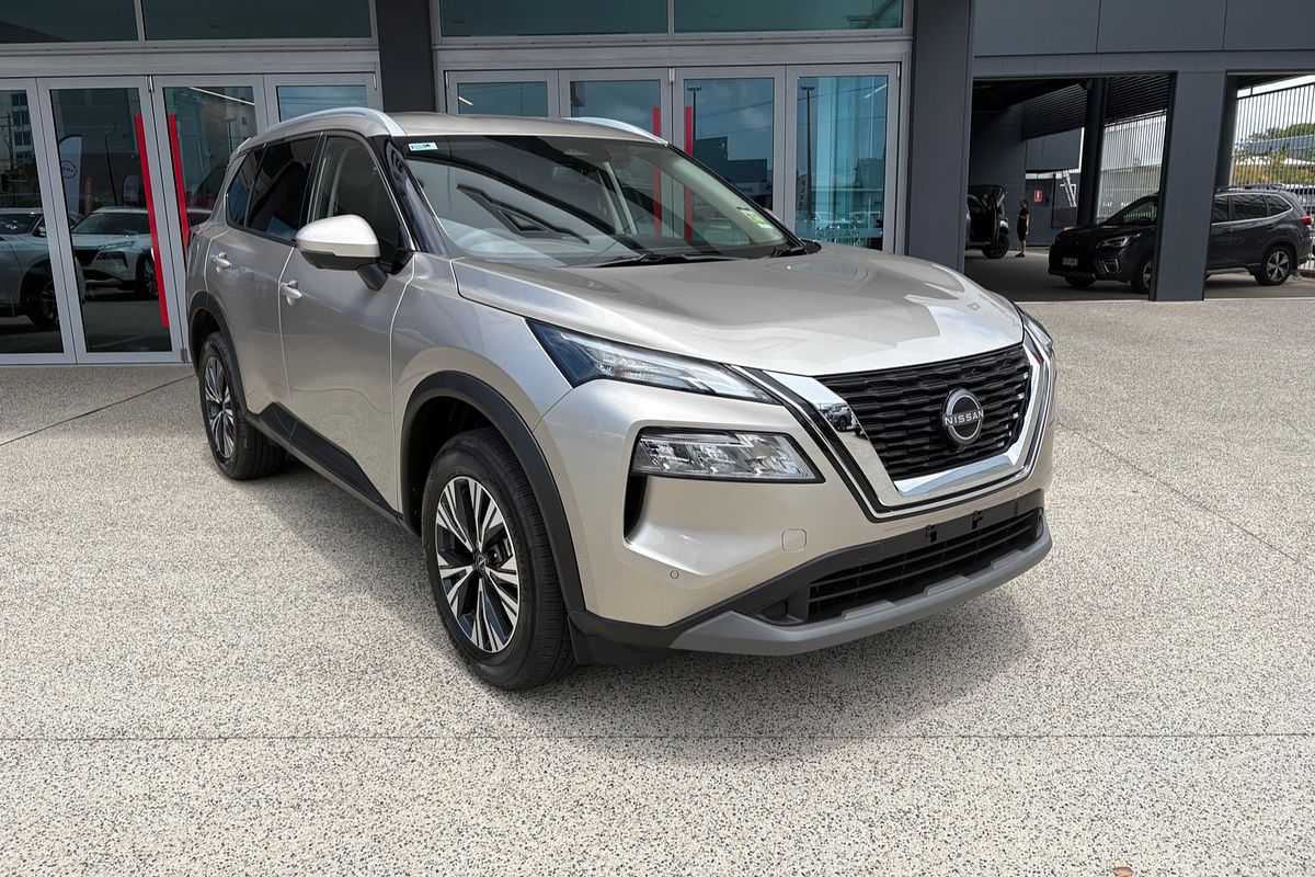 2025 Nissan X-TRAIL ST-L T33