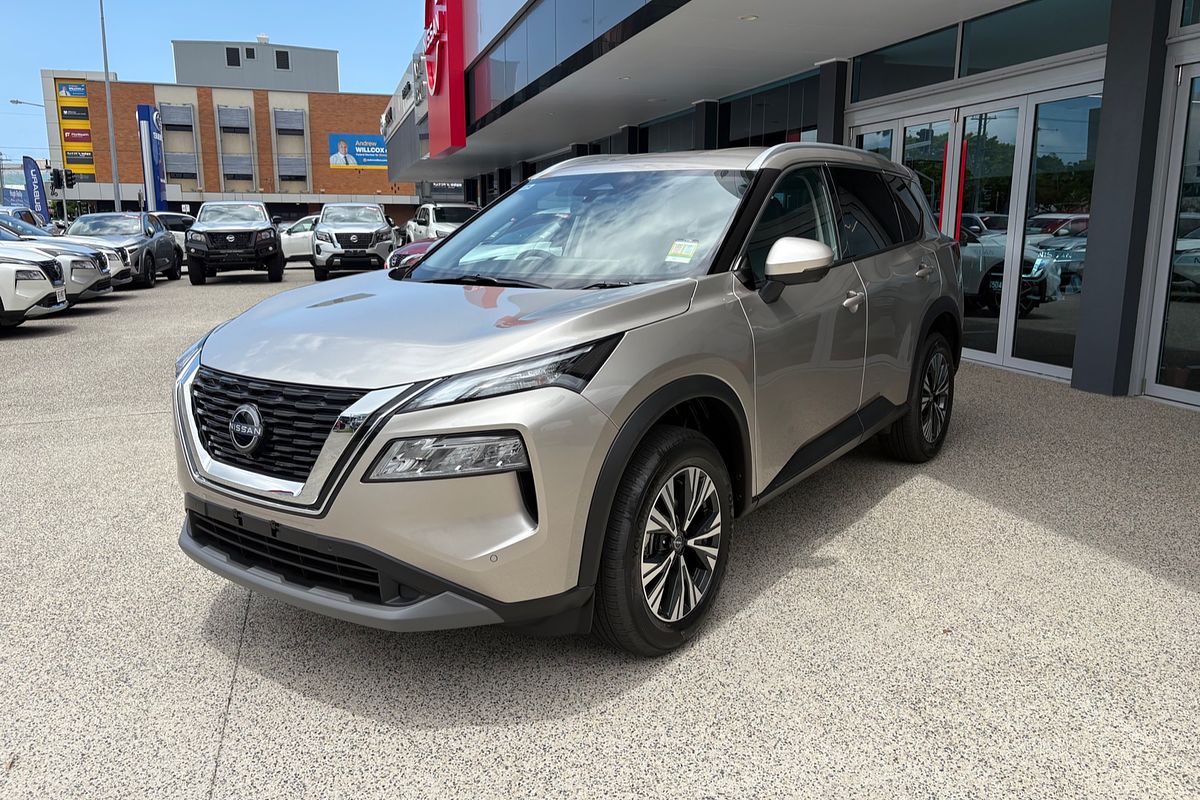 2025 Nissan X-TRAIL ST-L T33