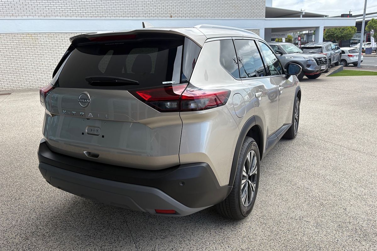 2025 Nissan X-TRAIL ST-L T33