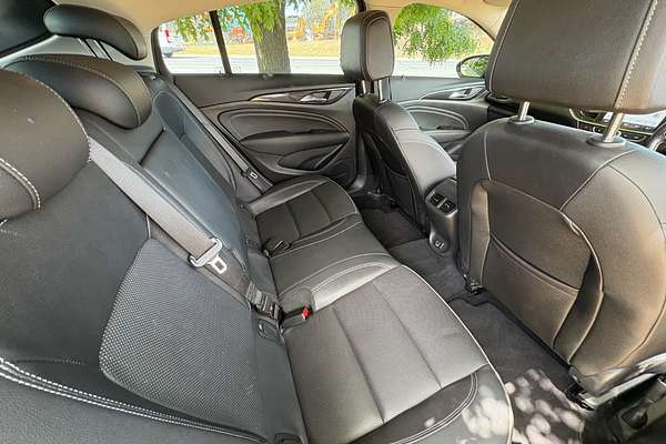 2018 Holden Commodore RS-V ZB