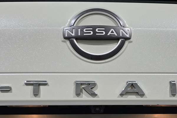 2023 Nissan X-TRAIL ST-L T33