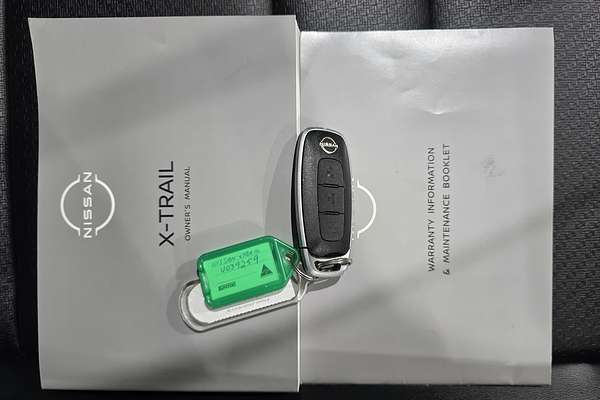 2023 Nissan X-TRAIL ST-L T33