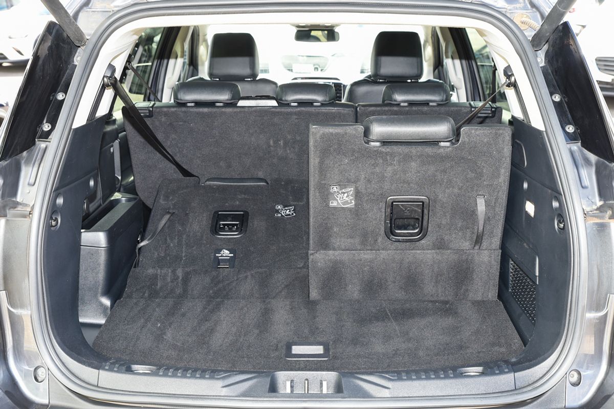 2023 Ford Everest Trend 2.0L