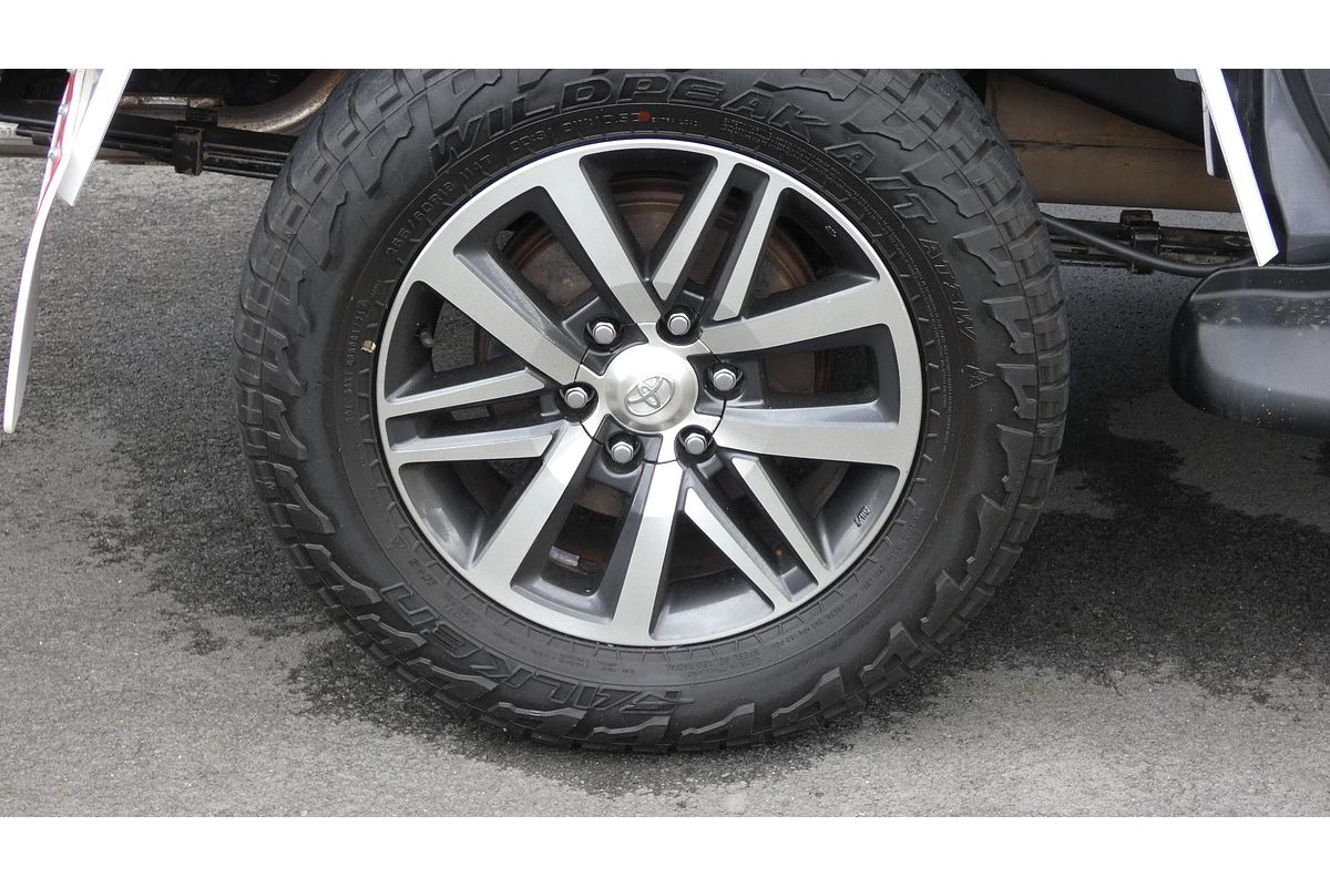 2017 Toyota Hilux SR5 GUN126R 4X4