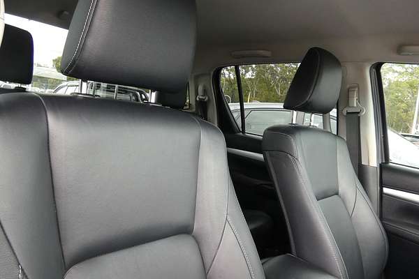 2017 Toyota Hilux SR5 GUN126R 4X4