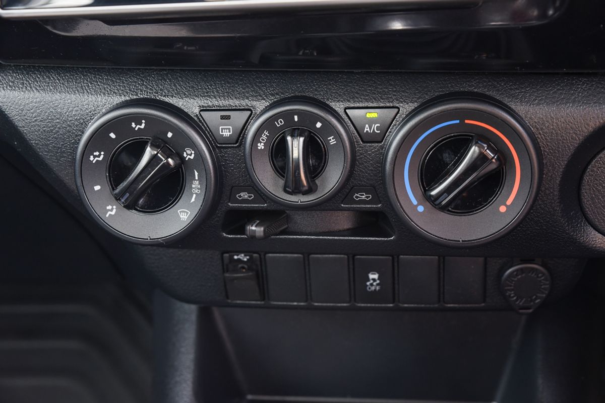 2018 Toyota Hilux Workmate TGN121R Rear Wheel Drive