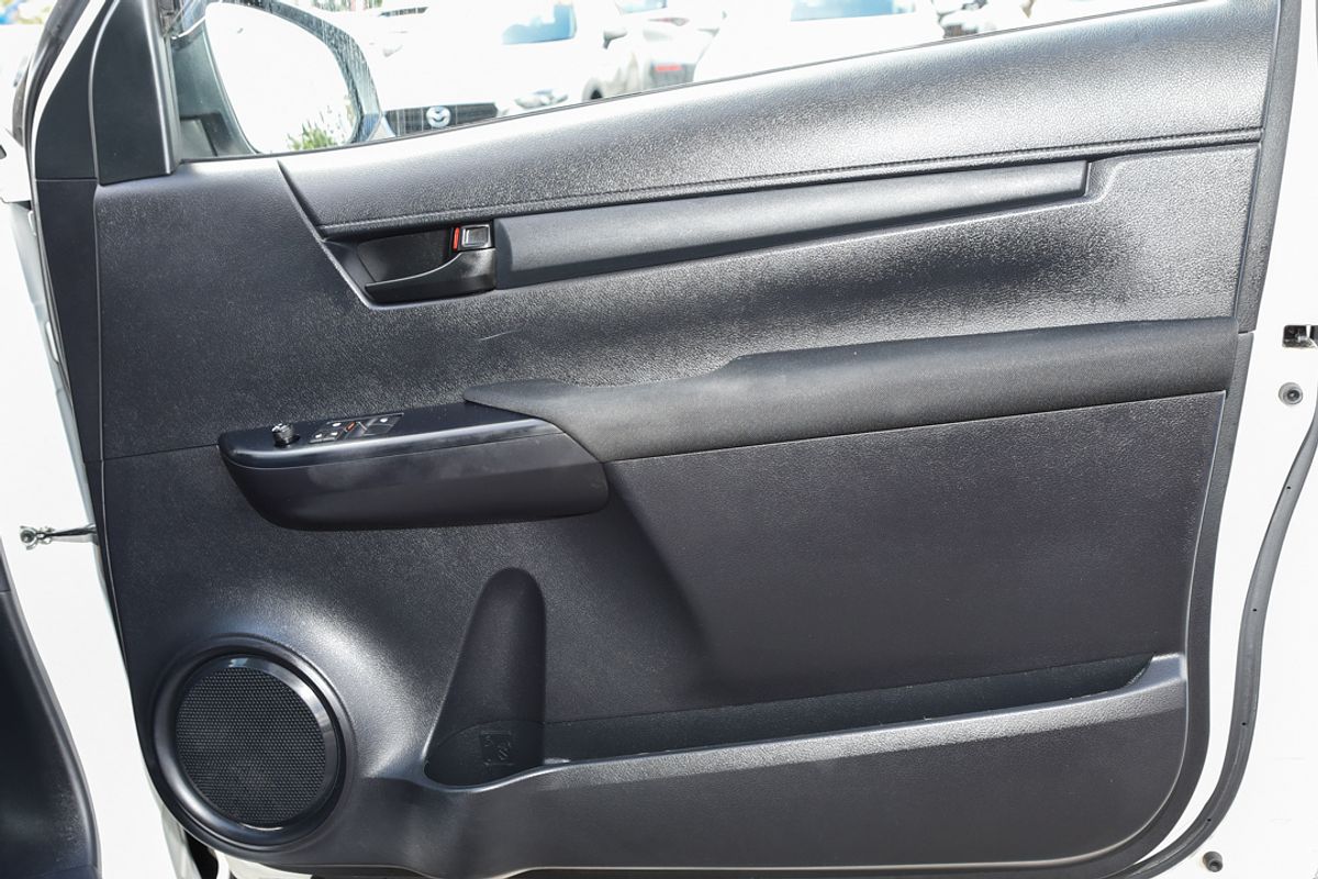 2018 Toyota Hilux Workmate TGN121R Rear Wheel Drive